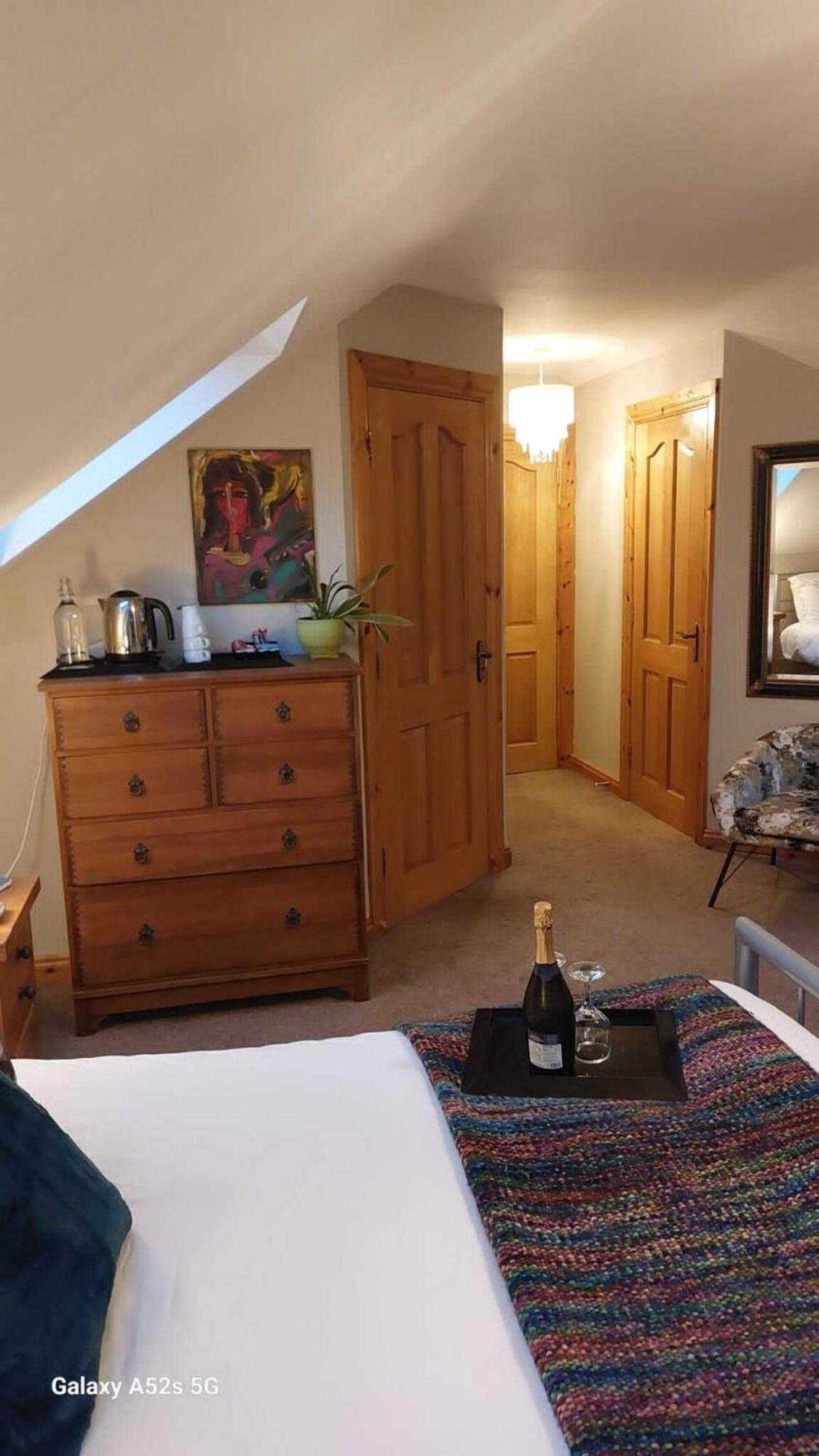 Dunhill Cottage B&B Hillsborough Habitación foto